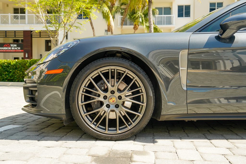 2023 Porsche Panamera 4 Platinum Edition AWD - 23036530 - 12