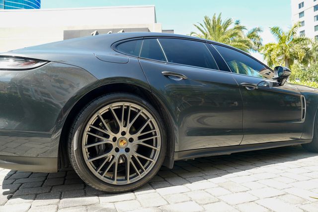2023 Porsche Panamera 4 Platinum Edition AWD - 23036530 - 29