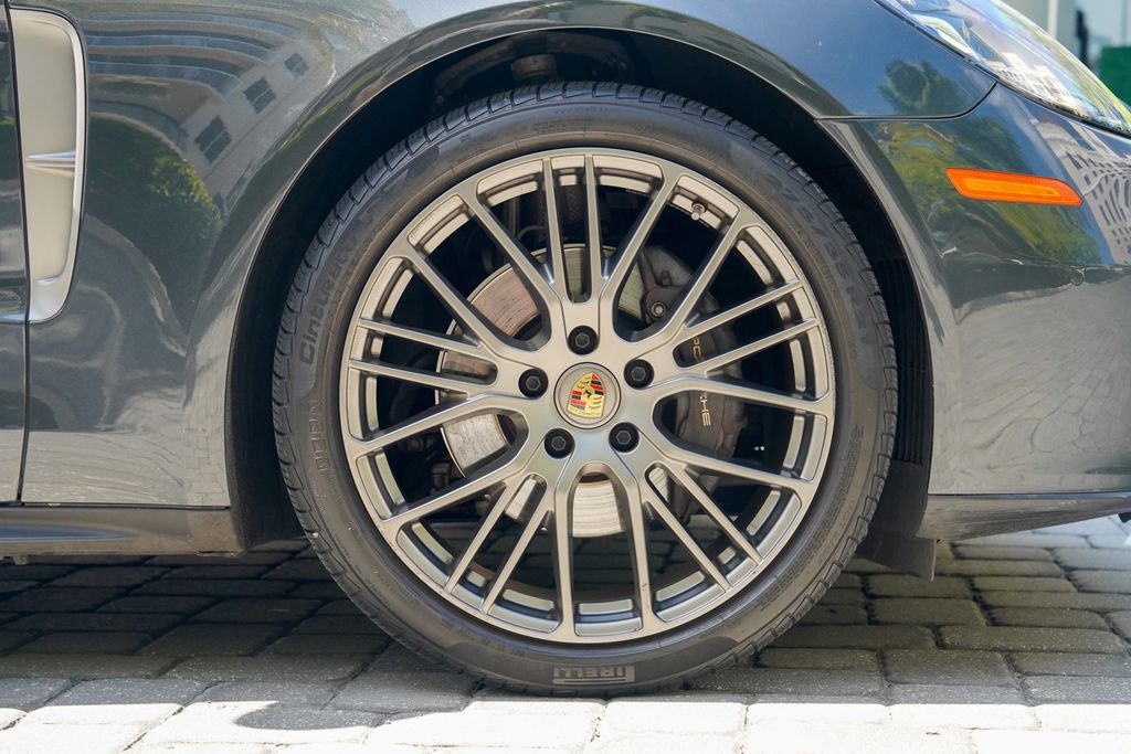 2023 Porsche Panamera 4 Platinum Edition AWD - 23036530 - 34