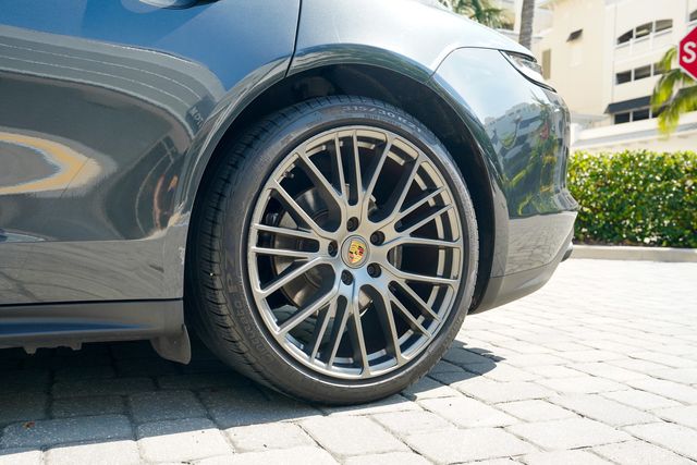 2023 Porsche Panamera 4 Platinum Edition AWD - 23036530 - 43