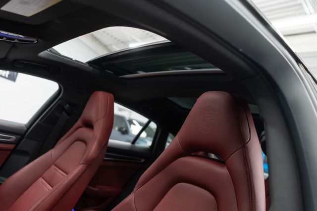2023 Porsche Panamera 4 Platinum Edition AWD - 23003743 - 10