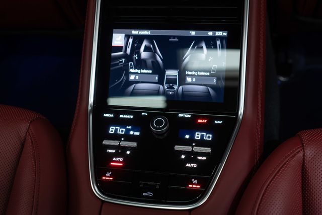 2023 Porsche Panamera 4 Platinum Edition AWD - 23003743 - 12
