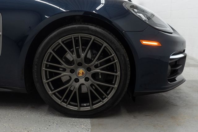 2023 Porsche Panamera 4 Platinum Edition AWD - 23003743 - 35