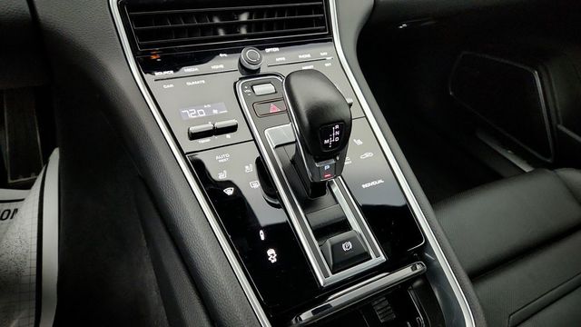 2023 Porsche Panamera 4S E-Hybrid AWD w/ Premium Package, 21'' Wheels & Rear 2+1 Seats - 22946171 - 16