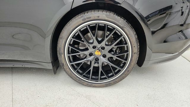 2023 Porsche Panamera 4S E-Hybrid AWD w/ Premium Package, 21'' Wheels & Rear 2+1 Seats - 22946171 - 8