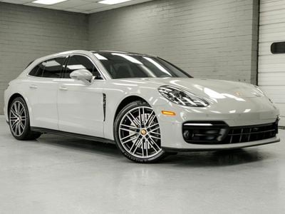 2023 Porsche Panamera