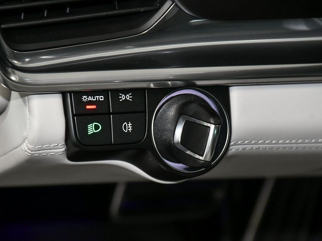 2023 Porsche Panamera GTS photo 22