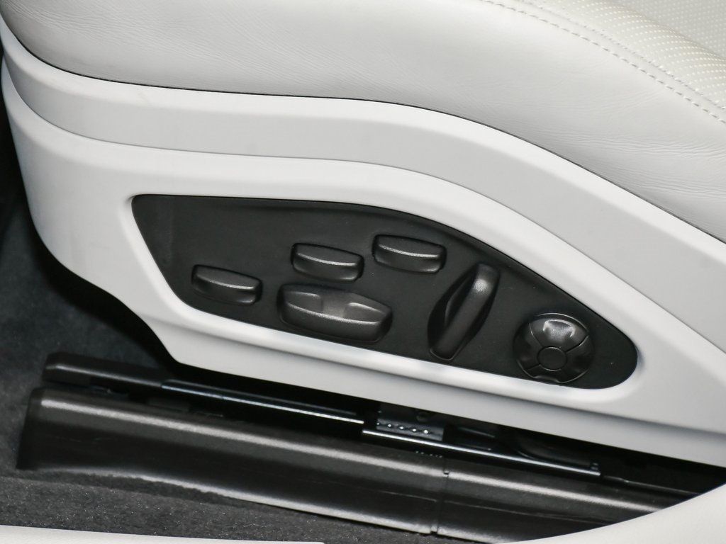 2023 Porsche Panamera GTS photo 49