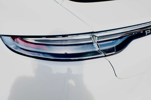 2023 Porsche Panamera MSRP$121040/Platinum/AWD/AssistancePkg/HeadsUpDisplay/NAV - 22996229 - 10