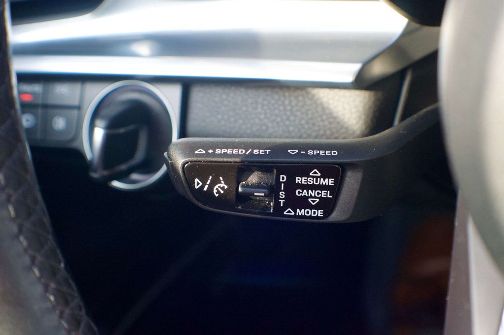 2023 Porsche Panamera MSRP$121040/Platinum/AWD/AssistancePkg/HeadsUpDisplay/NAV - 22996229 - 24