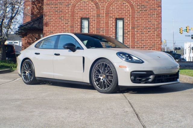 2023 Porsche Panamera MSRP$121040/Platinum/AWD/AssistancePkg/HeadsUpDisplay/NAV - 22996229 - 2
