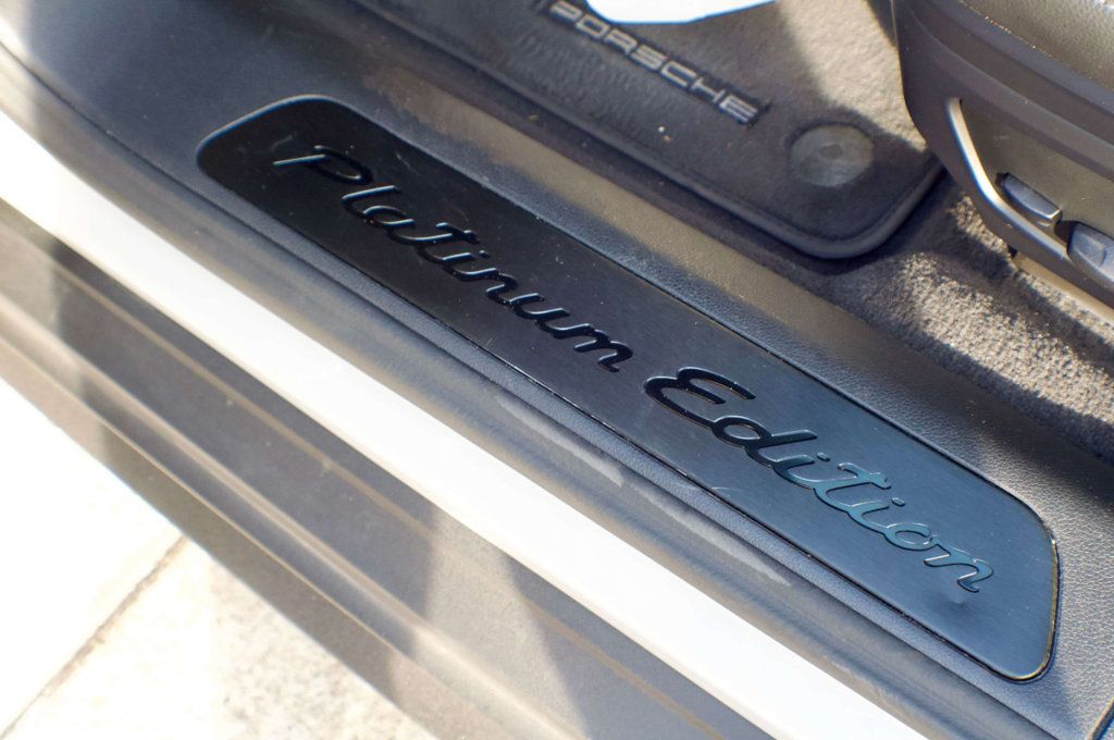 2023 Porsche Panamera MSRP$121040/Platinum/AWD/AssistancePkg/HeadsUpDisplay/NAV - 22996229 - 37