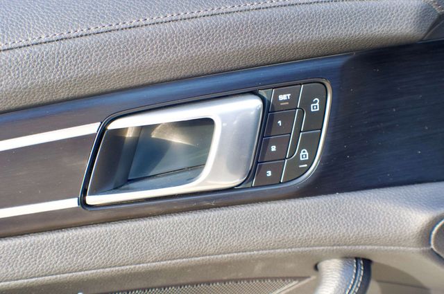 2023 Porsche Panamera MSRP$121040/Platinum/AWD/AssistancePkg/HeadsUpDisplay/NAV - 22996229 - 39