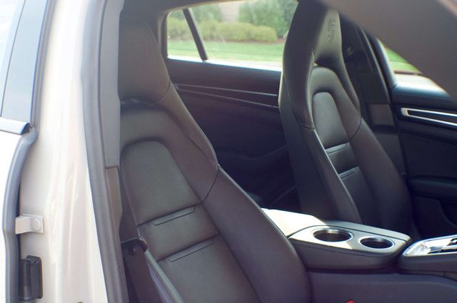 2023 Porsche Panamera MSRP$121040/Platinum/AWD/AssistancePkg/HeadsUpDisplay/NAV - 22996229 - 43