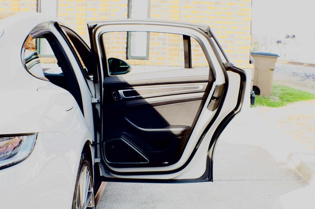 2023 Porsche Panamera MSRP$121040/Platinum/AWD/AssistancePkg/HeadsUpDisplay/NAV - 22996229 - 49