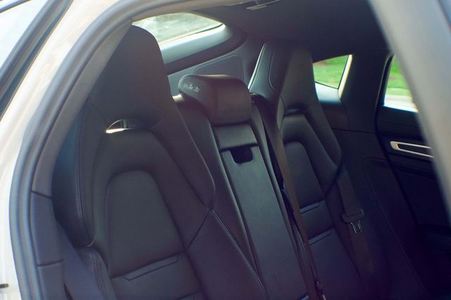 2023 Porsche Panamera MSRP$121040/Platinum/AWD/AssistancePkg/HeadsUpDisplay/NAV - 22996229 - 51