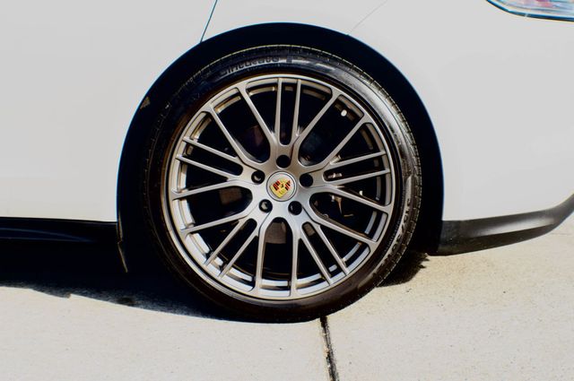 2023 Porsche Panamera MSRP$121040/Platinum/AWD/AssistancePkg/HeadsUpDisplay/NAV - 22996229 - 54