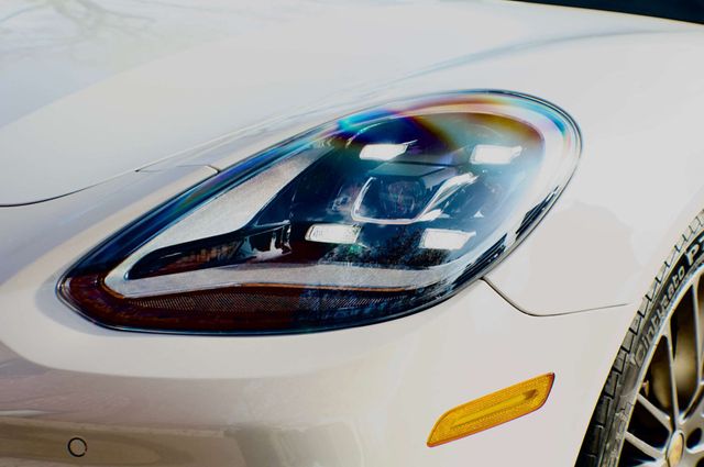 2023 Porsche Panamera MSRP$121040/Platinum/AWD/AssistancePkg/HeadsUpDisplay/NAV - 22996229 - 8