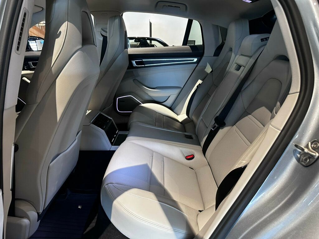 2023 Porsche Panamera PlatinumEdition/AssistancePkg/HeadUpDisplay/HtdSteerWheel - 23044862 - 25