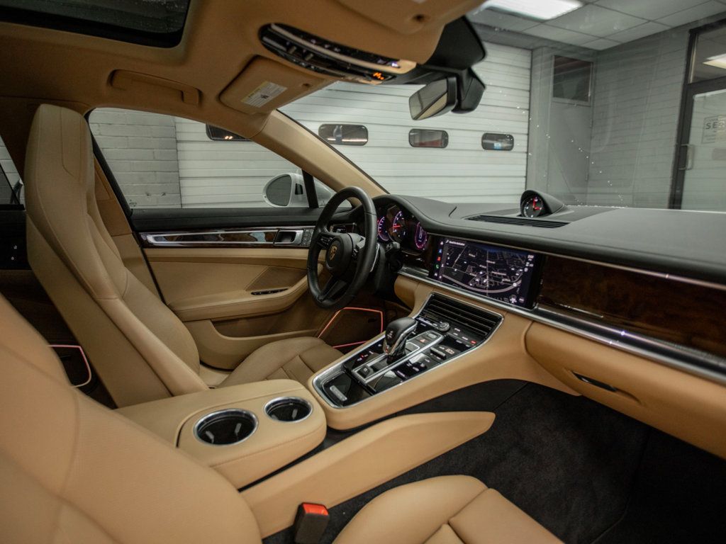 Porsche Panamera photo 15