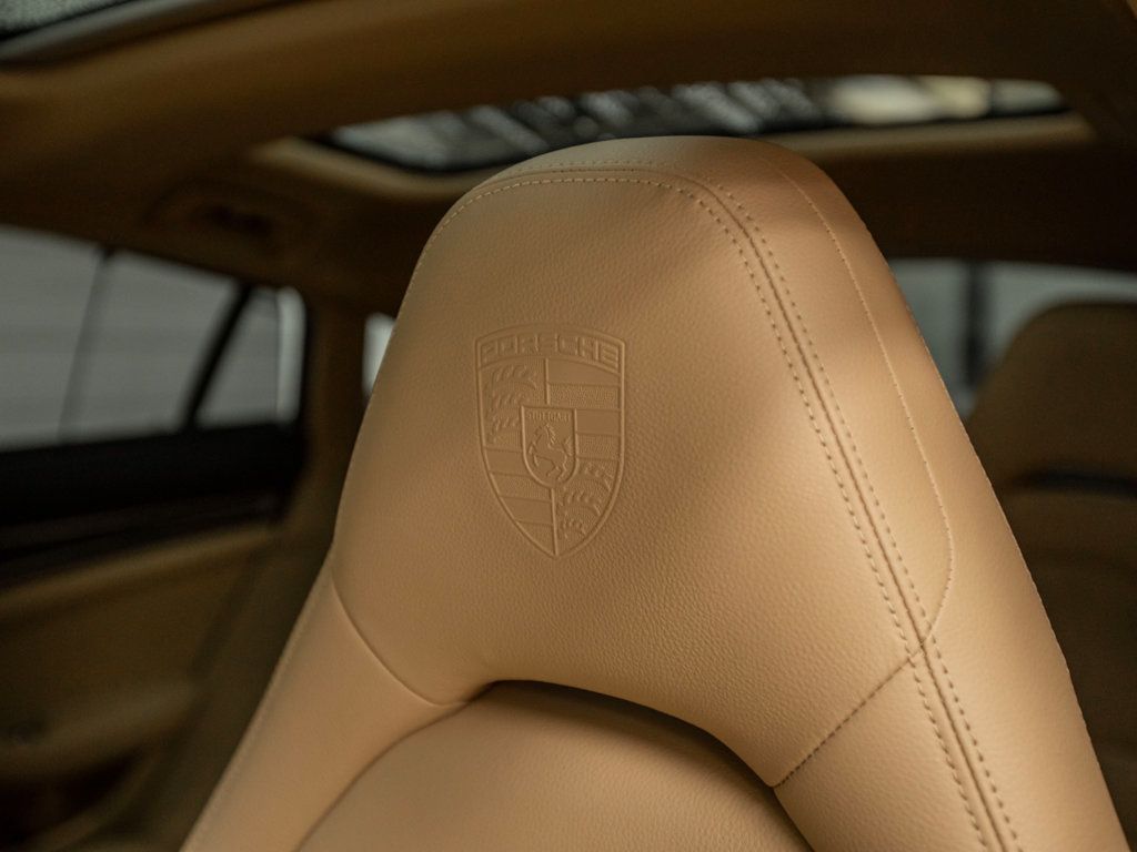 Porsche Panamera photo 29