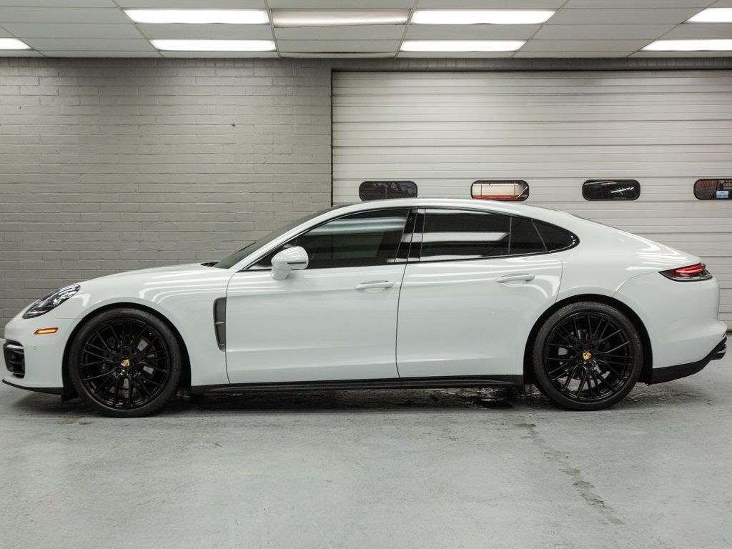 Porsche Panamera photo 4