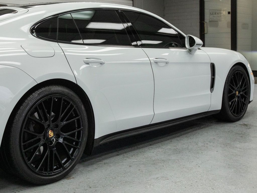 Porsche Panamera photo 43