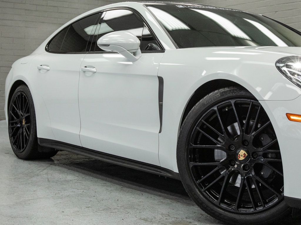 Porsche Panamera photo 7
