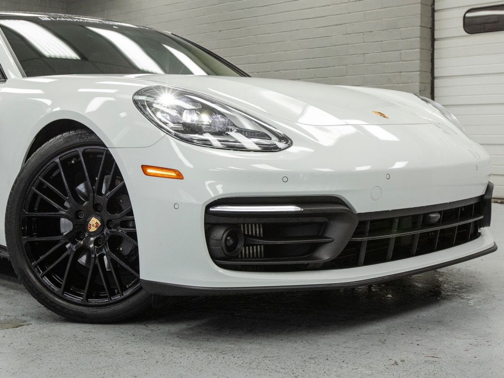 Porsche Panamera photo 8