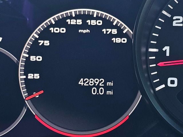 2023 Porsche Panamera Platinum Edition RWD - 22989690 - 36