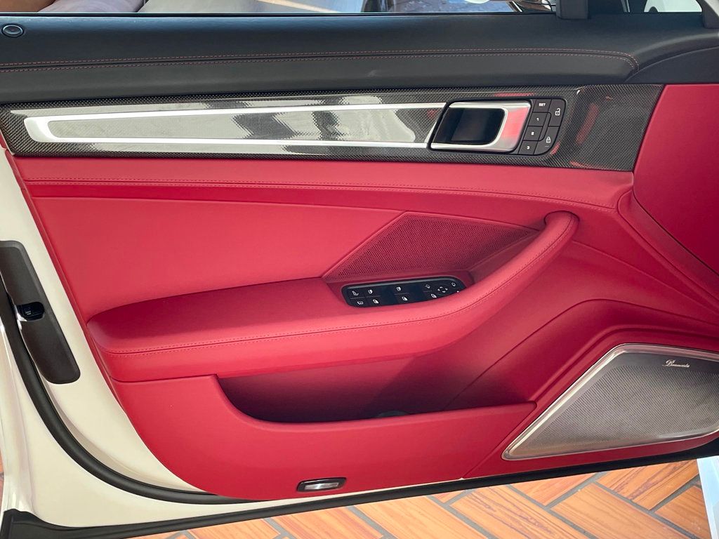 2023 Porsche Panamera Turbo S E-Hybrid AWD - 22976818 - 18