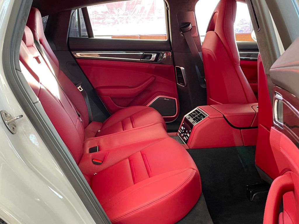 2023 Porsche Panamera Turbo S E-Hybrid AWD - 22976818 - 31