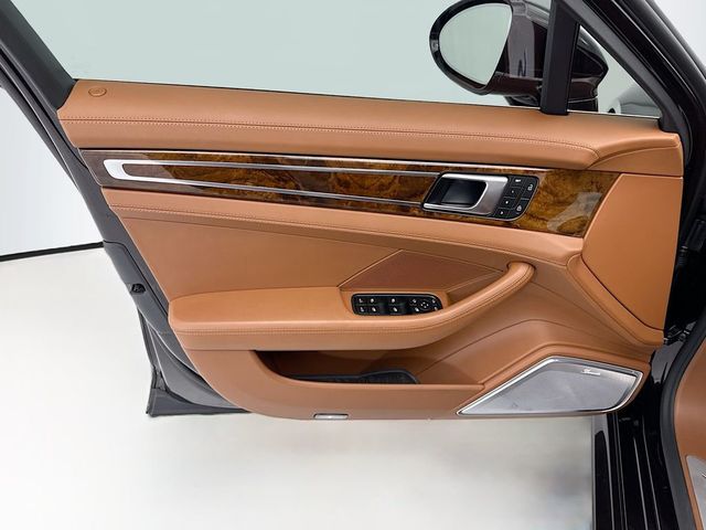 2023 Porsche Panamera Turbo S Executive AWD - 23037961 - 22