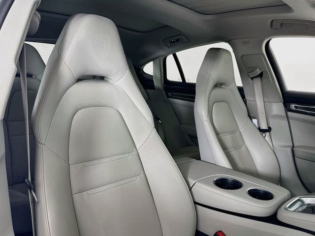 2023 Porsche Panamera E-Hybrid 4 - 23062294 - 17