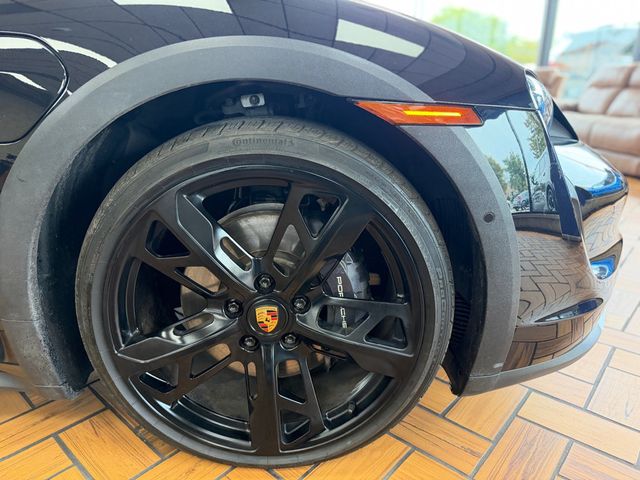 2023 Porsche Taycan 4 Cross Turismo AWD - 23080282 - 9