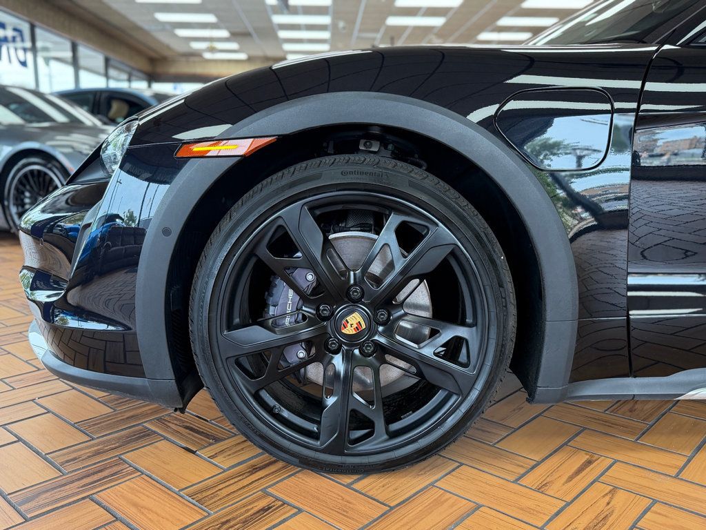 2023 Porsche Taycan 4 Cross Turismo AWD - 23080282 - 4