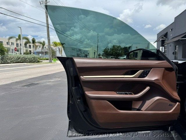 2023 Porsche Taycan 4S AWD - 23074412 - 10