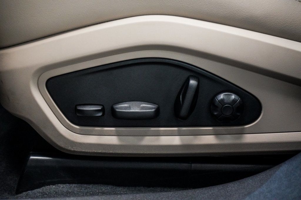 2023 Porsche Taycan 4S photo 18