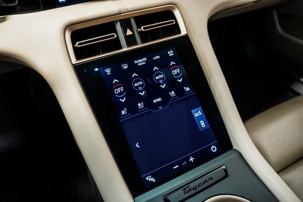 2023 Porsche Taycan 4S photo 38