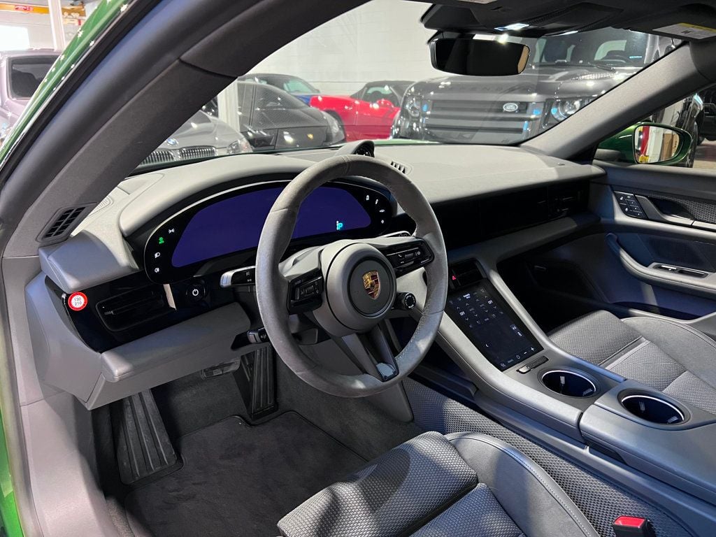 2023 Porsche Taycan 4S Cross Turismo AWD - 22947590 - 17
