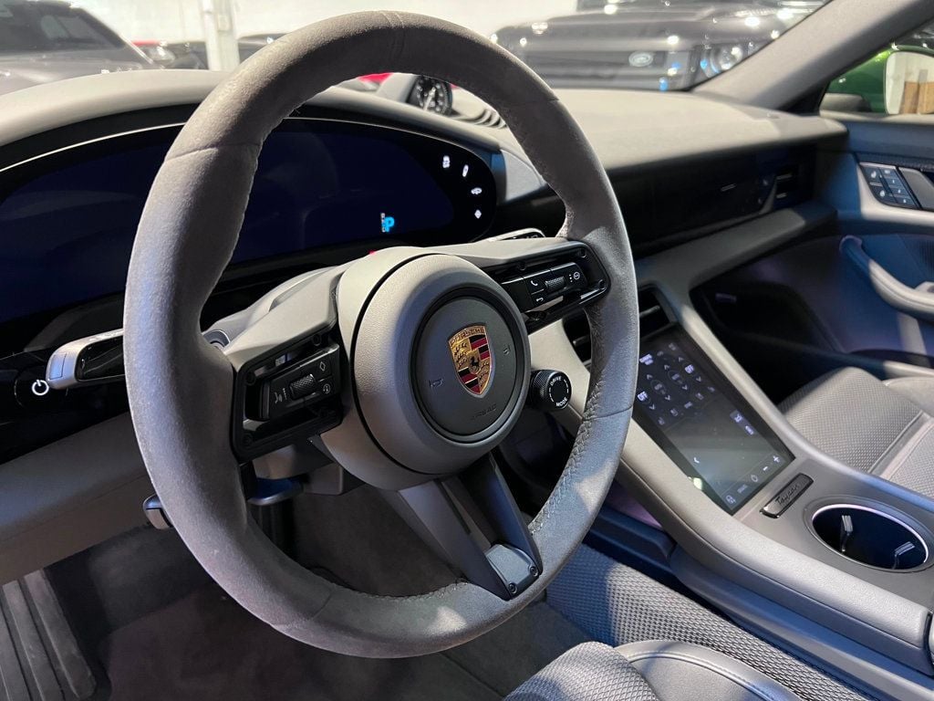 2023 Porsche Taycan 4S Cross Turismo AWD - 22947590 - 18