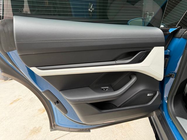 2023 Porsche Taycan 4S Cross Turismo AWD - 22947592 - 32