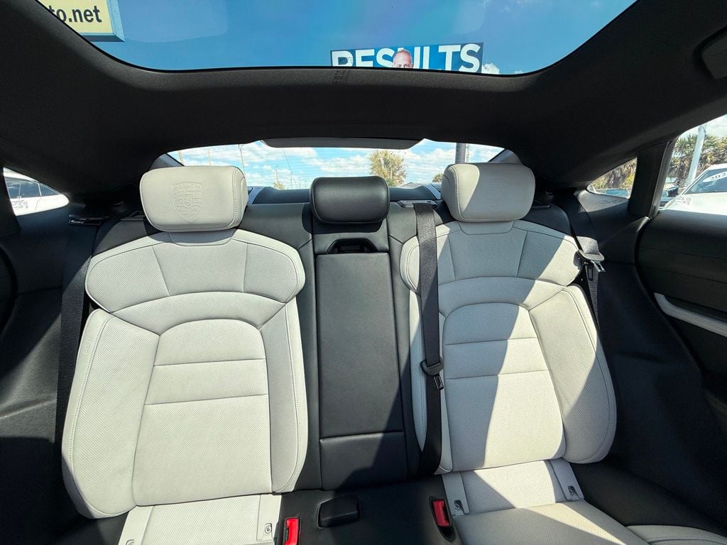 2023 Porsche Taycan **4S*MSRP$143170*PRM PKG PANO-SPRTCHRONO 21"WHEELS*PSCB BRAKES** - 22996510 - 21