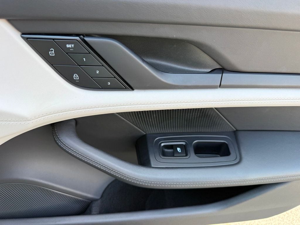 2023 Porsche Taycan **4S*MSRP$143170*PRM PKG PANO-SPRTCHRONO 21"WHEELS*PSCB BRAKES** - 22996510 - 37