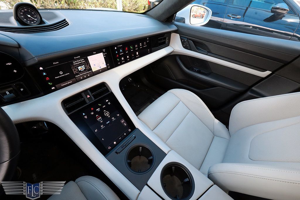 2023 Porsche Taycan GTS AWD - 23028975 - 29