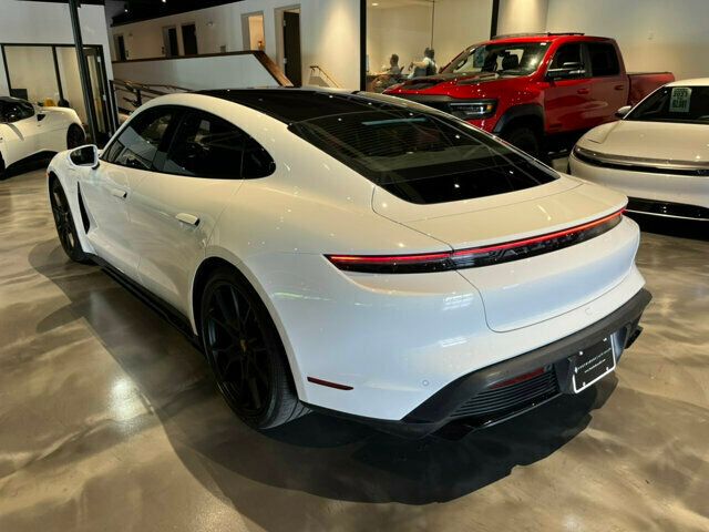 2023 Porsche Taycan GTS/Premium Pkg/AWD/Carbon Fiber Trim/Blind Spot Monitor/NAV - 22346701 - 2