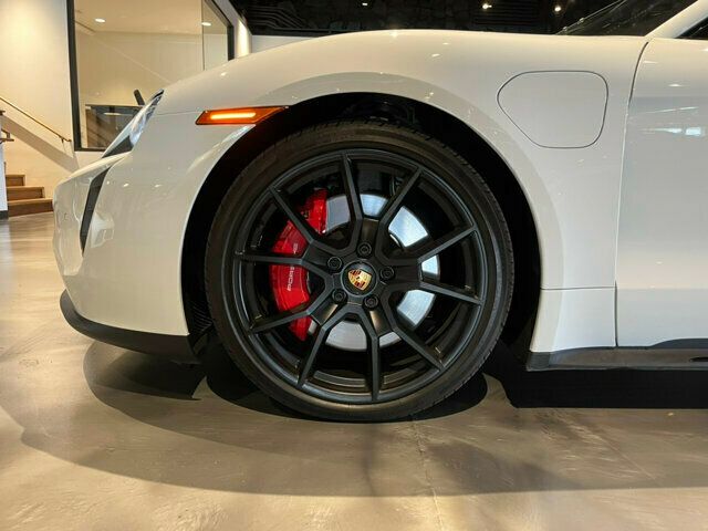 2023 Porsche Taycan GTS/Premium Pkg/AWD/Carbon Fiber Trim/Blind Spot Monitor/NAV - 22346701 - 31