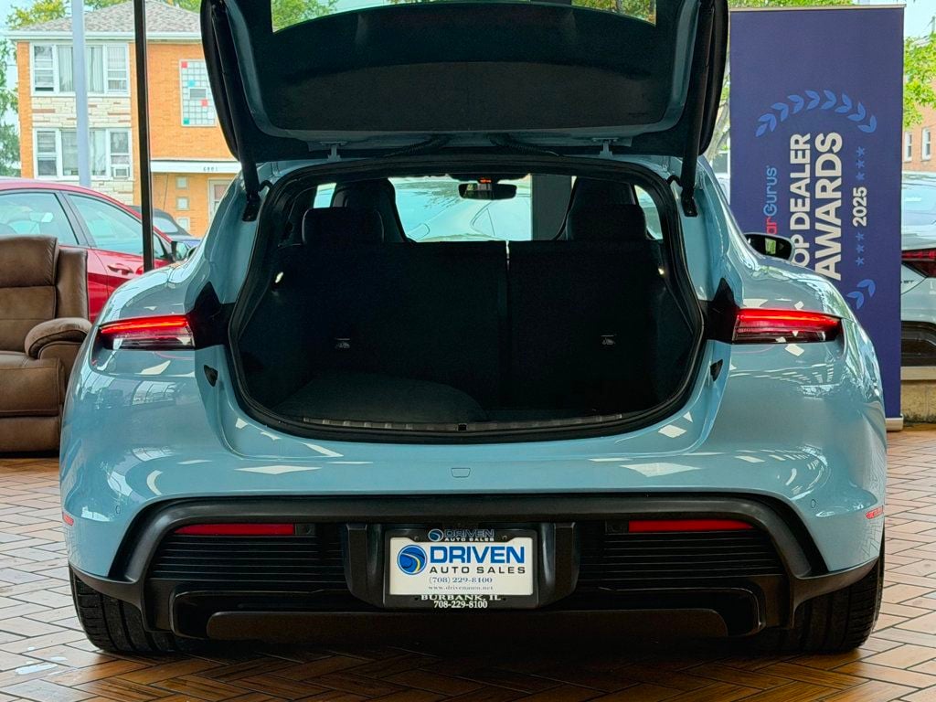 2023 Porsche Taycan GTS Sport Turismo AWD - 23070200 - 12