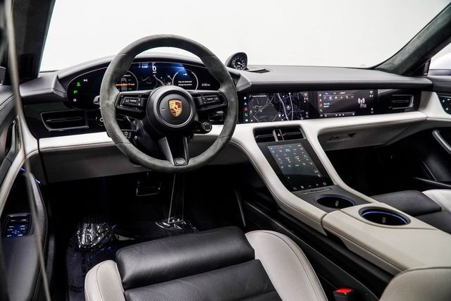 2023 Porsche Taycan GTS Sport Turismo AWD - 22969216 - 19