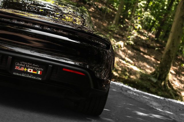 2023 Porsche Taycan MSRP$97560/AdaptiveSportSeats/FixedPanoramicRoof/NAV - 23069616 - 13